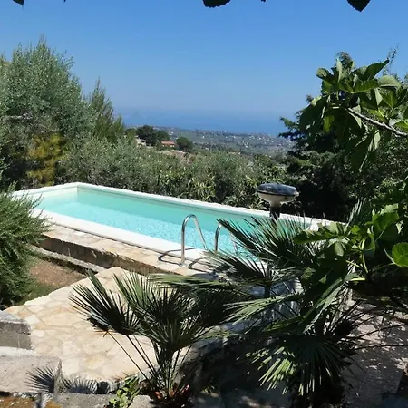 Beliving House Mandra Capreria