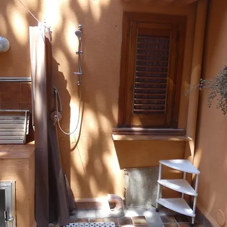 Villa Beliving House Mandra Capreria